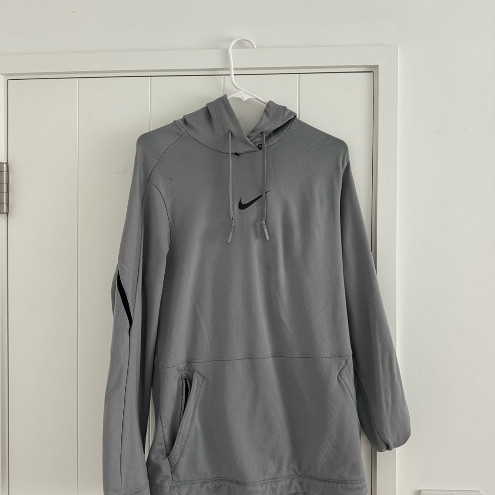 Nike Men's Gray Pullover Hoodie